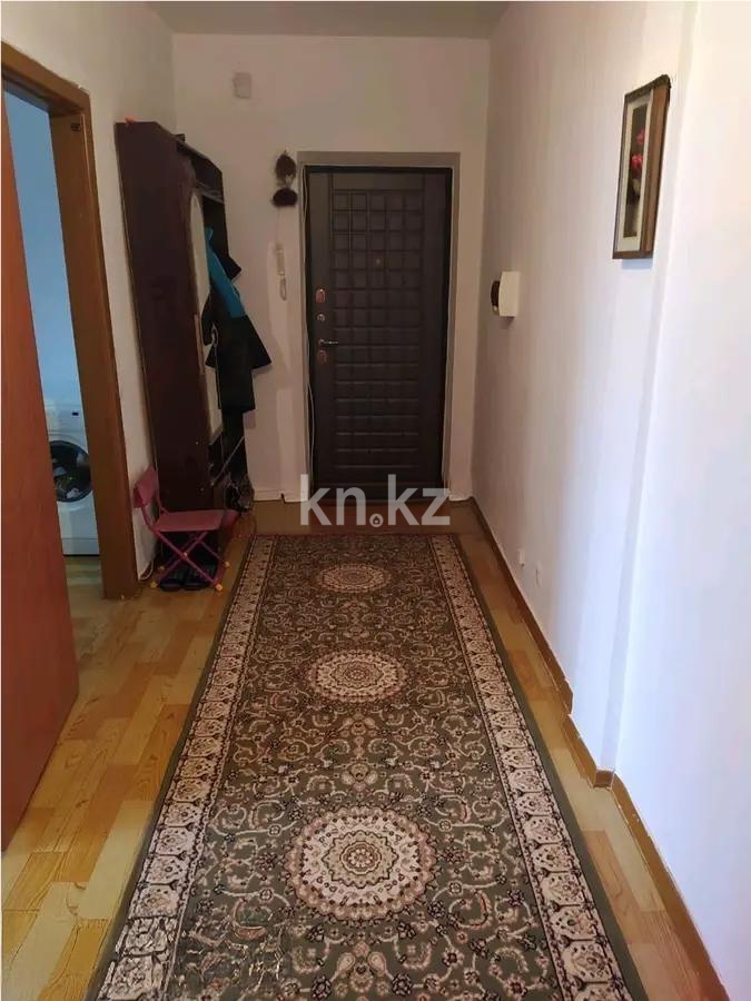 Продажа 2-комнатной квартиры, 69 м², ул. Чуланова, дом  121 в Алматы - фото 4