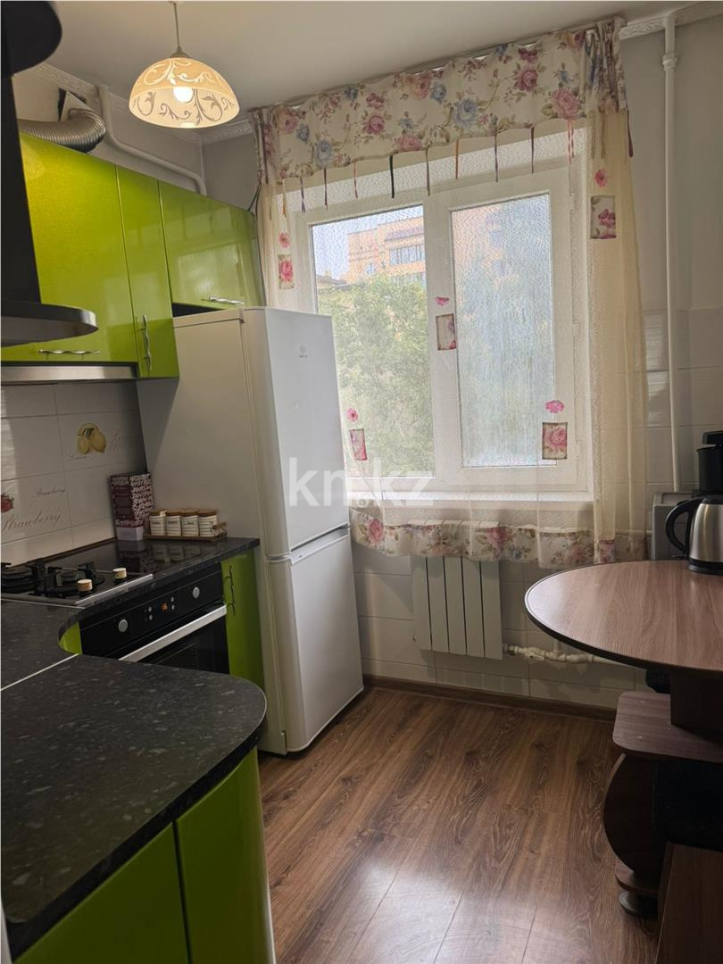 Продажа 3-комнатной квартиры, 62 м², ул. Алиханова, дом  36/2 в Караганде - фото 9