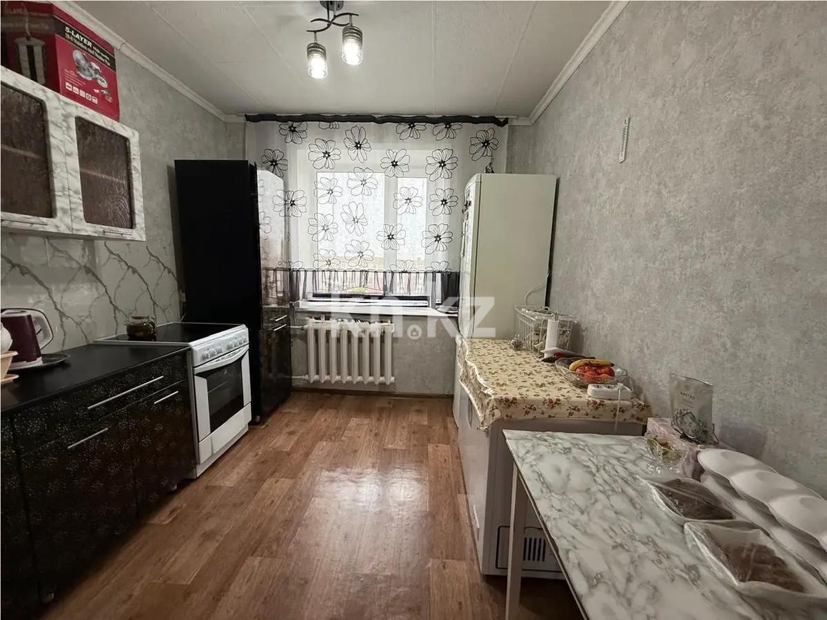 Продажа 3-комнатной квартиры, 70 м², мкр. Гульдер-1, дом  3 в Караганде - фото 4