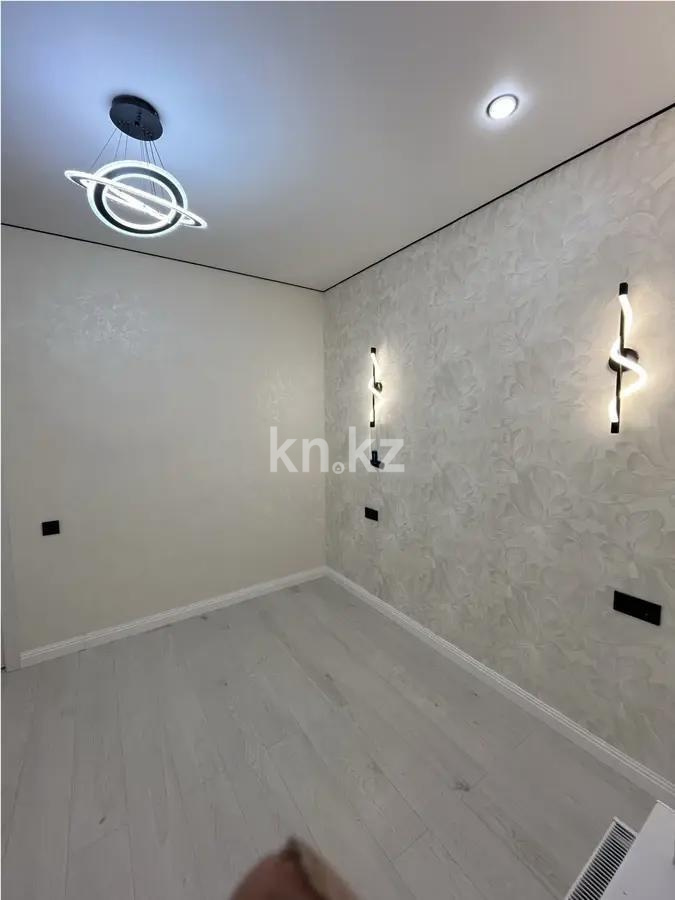 Продажа 2-комнатной квартиры, 32 м², ул. Нажимеденова, дом  52б в Астане