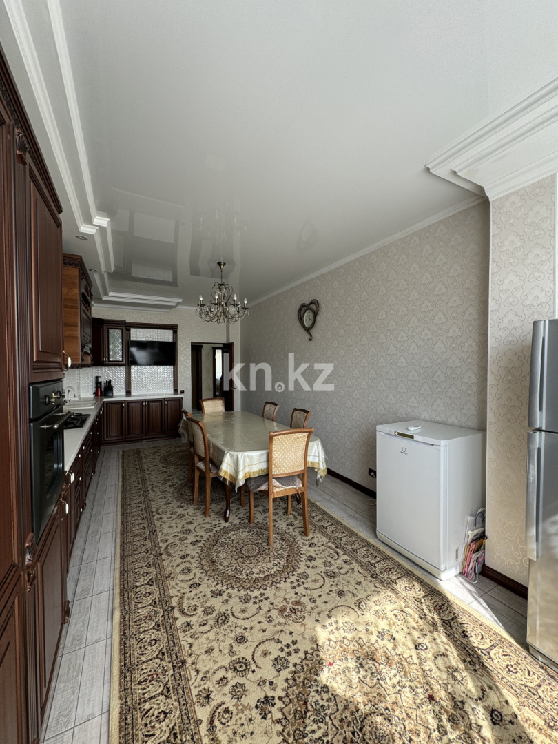 Продажа 3-комнатной квартиры, 205 м² в Актобе - фото 4