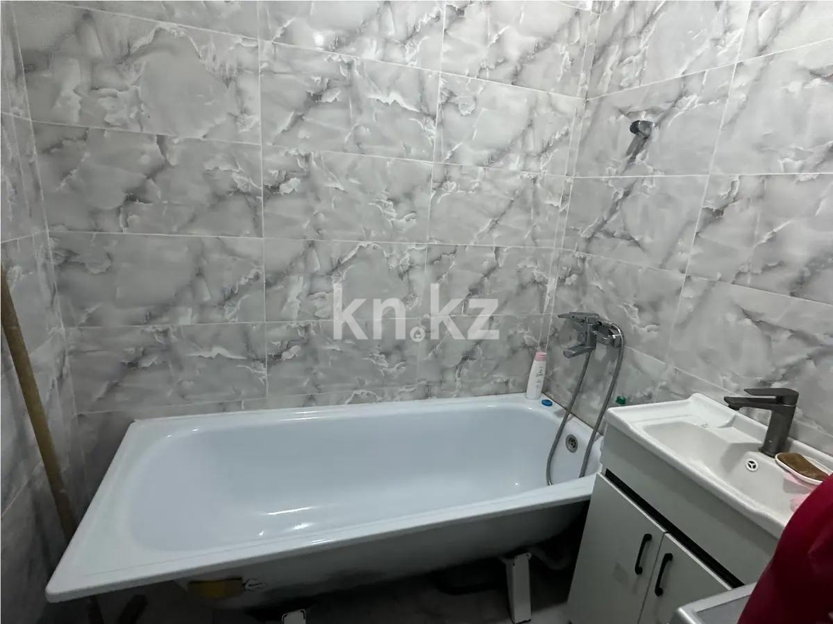 Продажа 3-комнатной квартиры, 87 м², 13 мкр., дом  5 в Алматы - фото 8