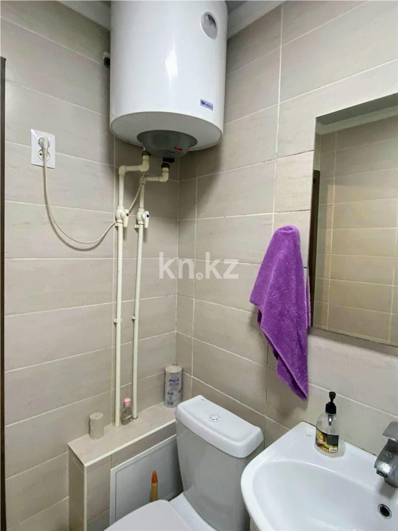 Продажа 3-комнатной квартиры, 55 м², мкр-н 15 в Караганде - фото 7