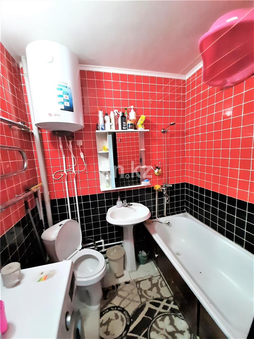 Продажа 3-комнатной квартиры, 60 м², ул. Абая в Темиртау - фото 8