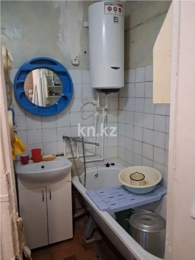 Продажа 4-комнатной квартиры, 61 м², мкр-н 17, дом  57 в Караганде - фото 7