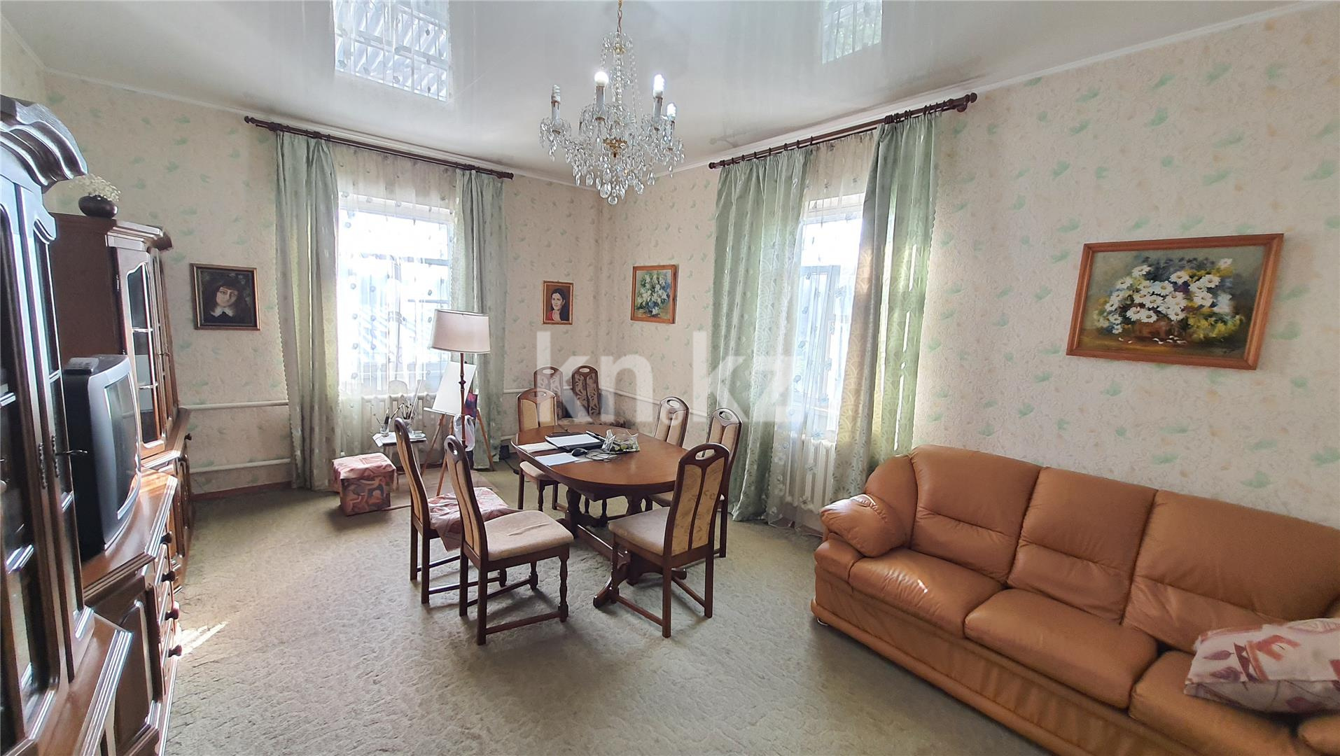 Продажа 7-комнатного дома, 273.7 м², ул. Бобруйская в Караганде