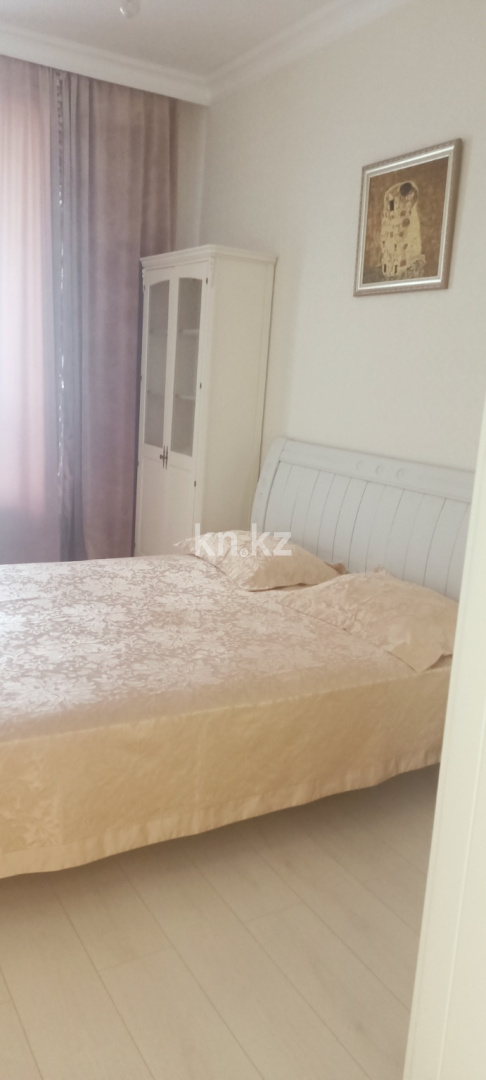 Аренда 3-комнатной квартиры посуточно, 90 м² в Астане
