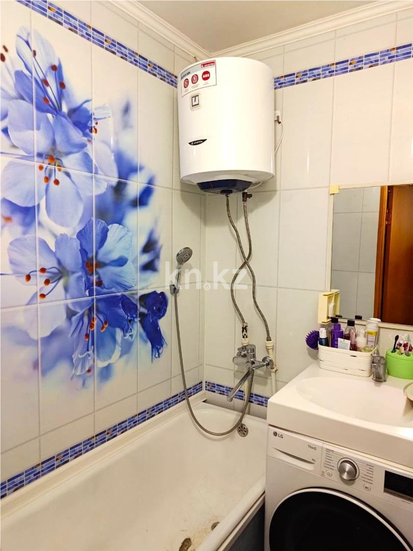 Продажа 4-комнатной квартиры, 59 м², мкр-н 23 в Караганде - фото 11