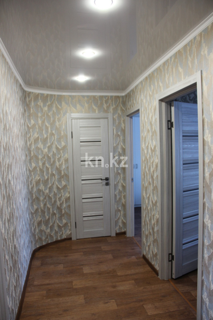 Аренда 3-комнатной квартиры посуточно, 70 м², Камзина, дом  20 в Павлодаре - фото 13