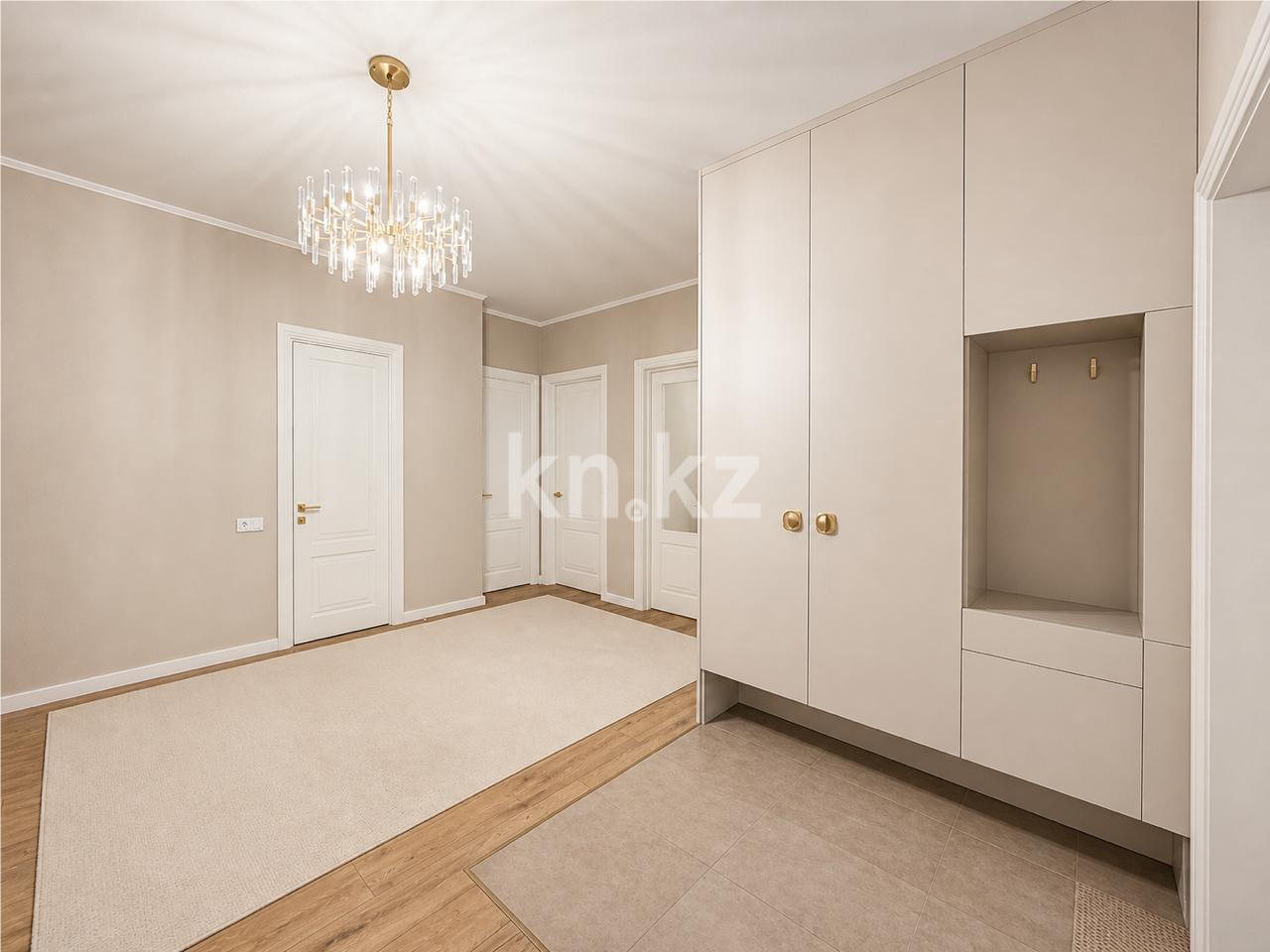 Продажа 4-комнатной квартиры, 119 м² в Караганде - фото 3