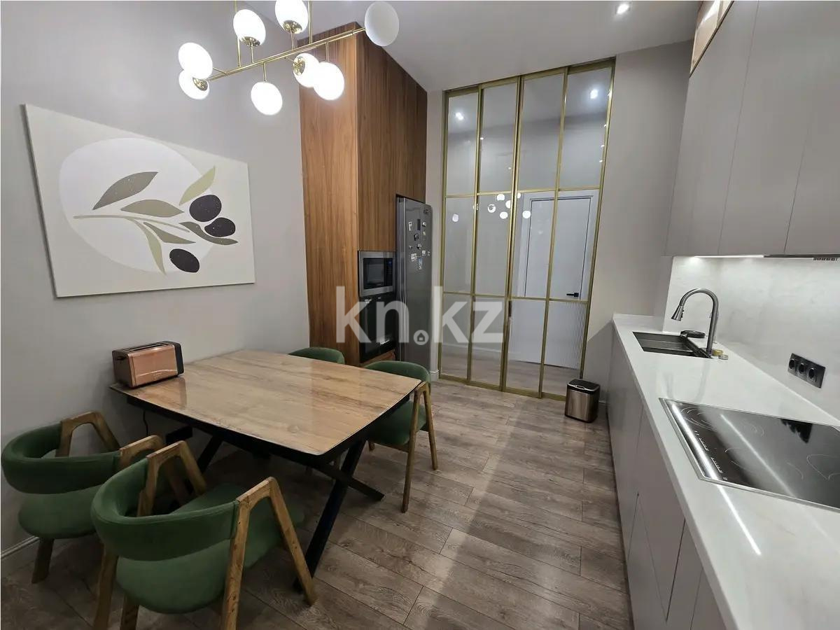 Продажа 4-комнатной квартиры, 150 м², ул. Аманжолова, дом  20 в Астане - фото 5