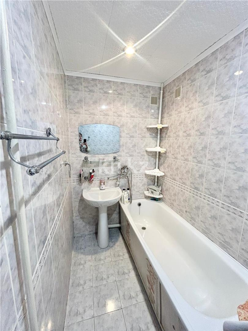 Продажа 3-комнатной квартиры, 62 м², ул. Ермекова в Караганде - фото 12
