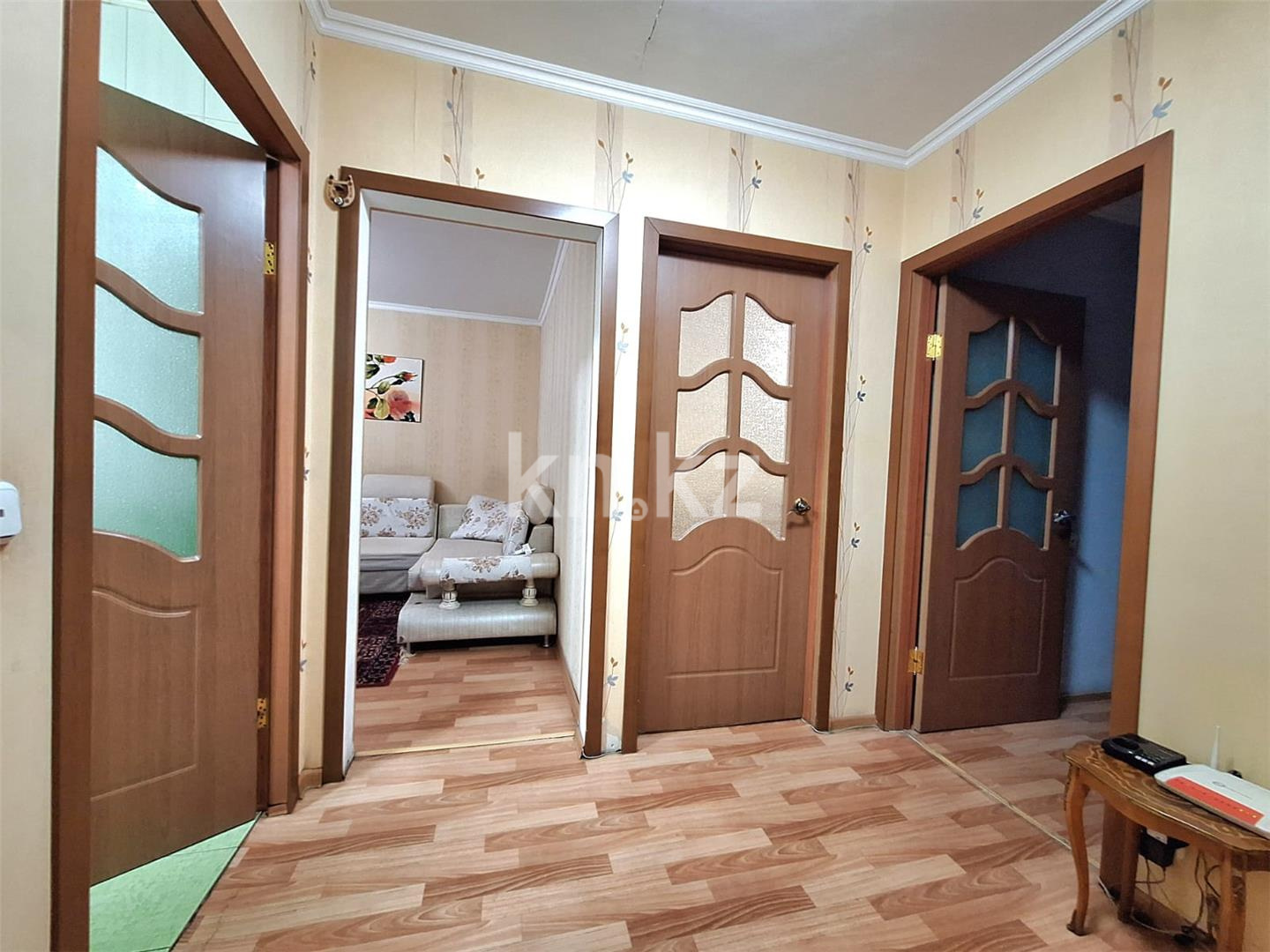 Продажа 3-комнатной квартиры, 62 м², 16 мкр. в Караганде - фото 10