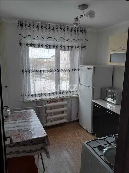 Продажа 3-комнатной квартиры, 58 м², ул. Ленинградская, дом  52 в Шахтинске - фото 4