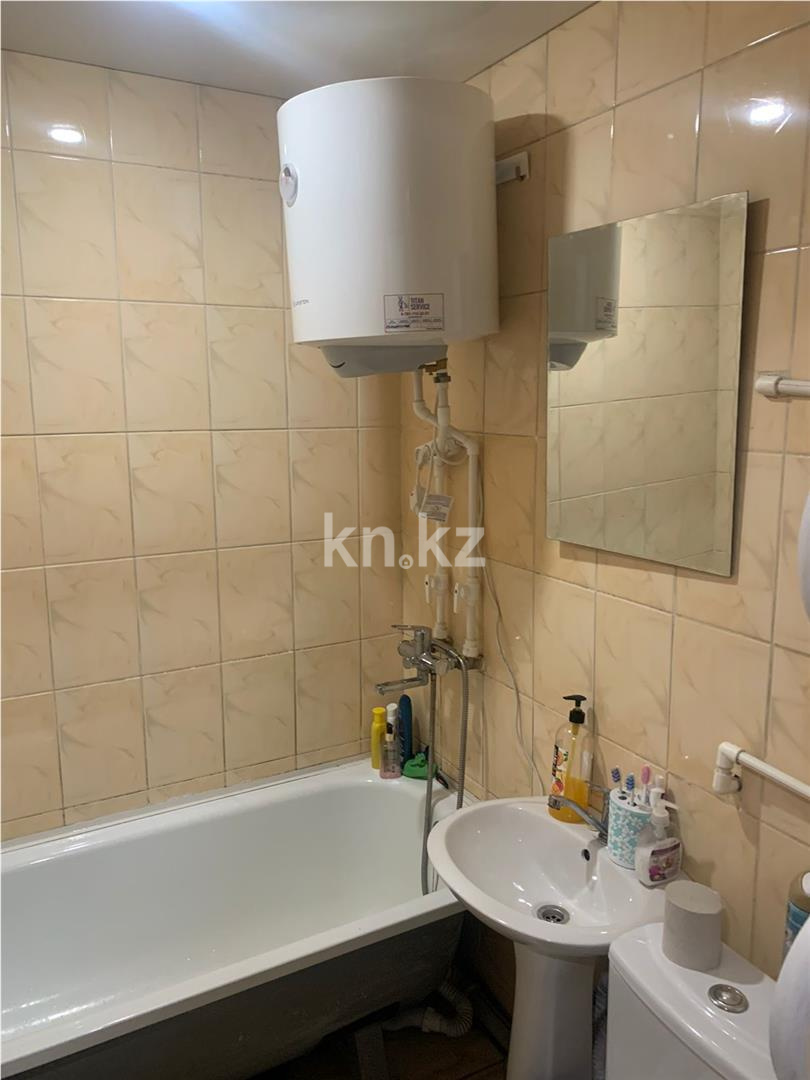 Продажа 1-комнатной квартиры, 31 м², пр. Н. Абдирова, дом  54 в Караганде - фото 5