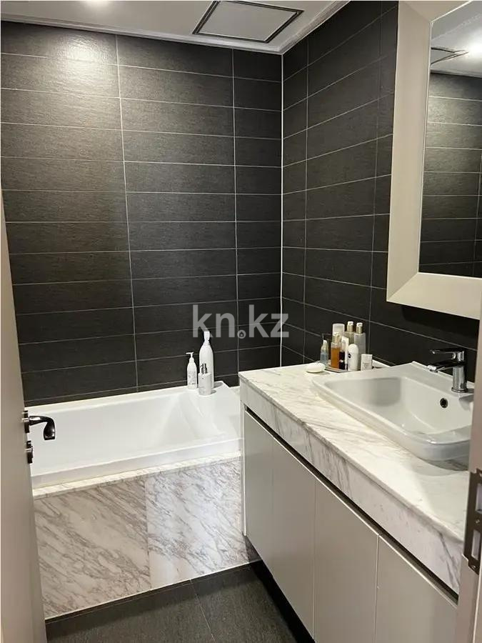 Продажа 5-комнатной квартиры, 140 м², ул. Нажимеденова, дом  4/1 в Астане - фото 9