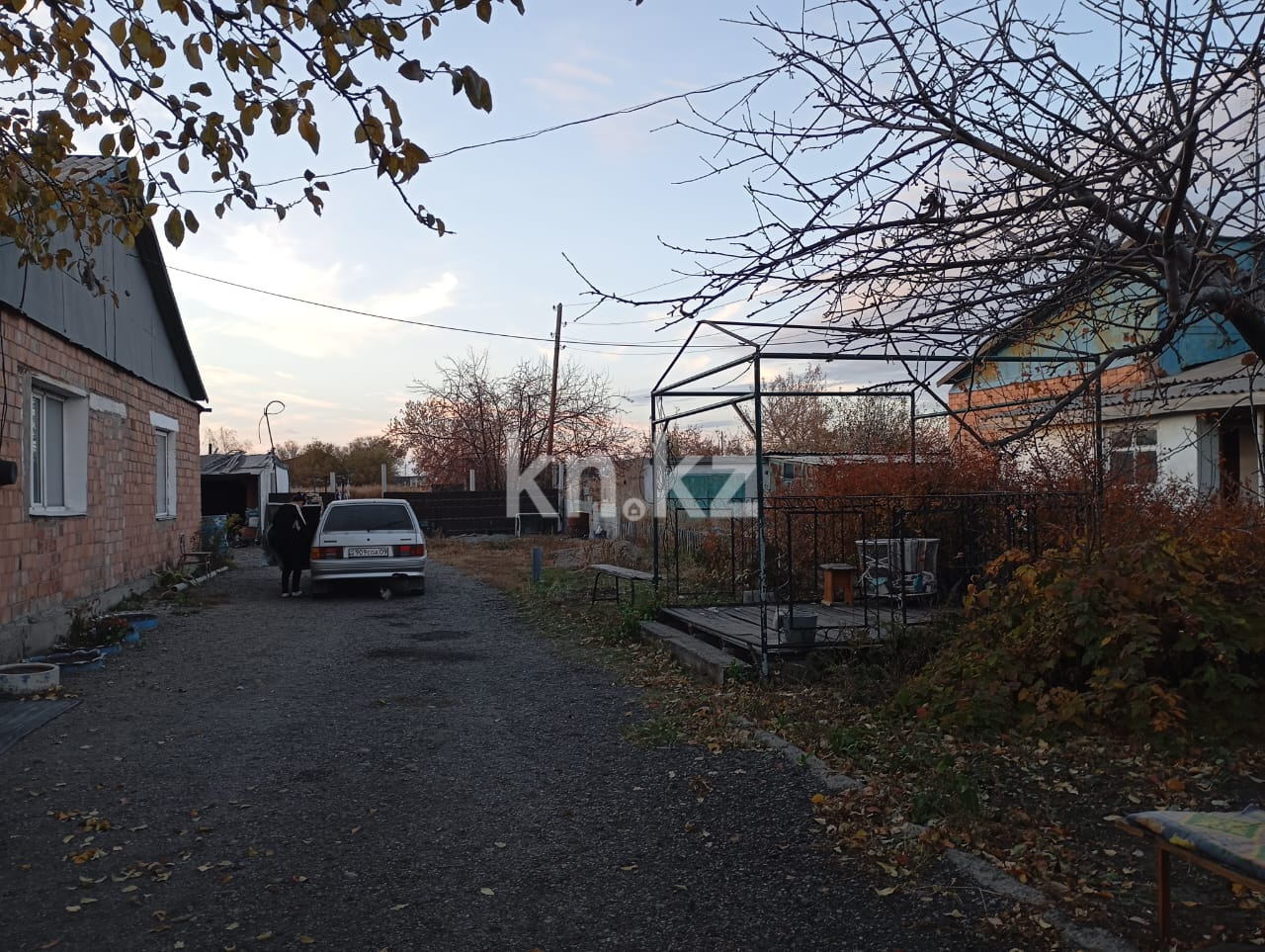 Продажа 4-комнатного дома, 130 м², Мира, дом  3/2 в Карагандинской области