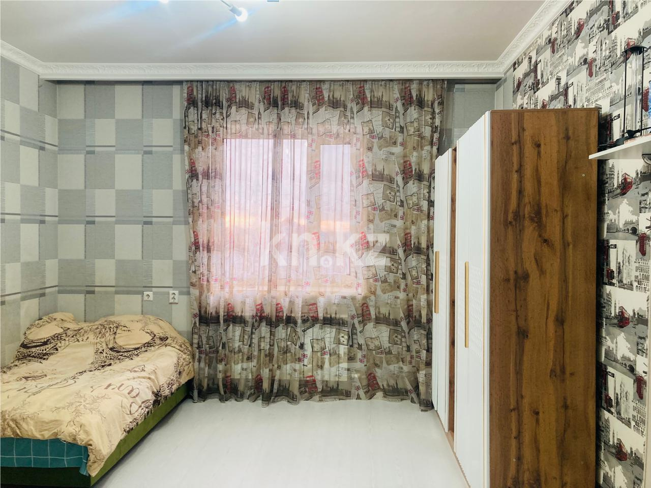 Продажа 6-комнатного дома, 245 м², ул. Турекулова в Караганде - фото 12