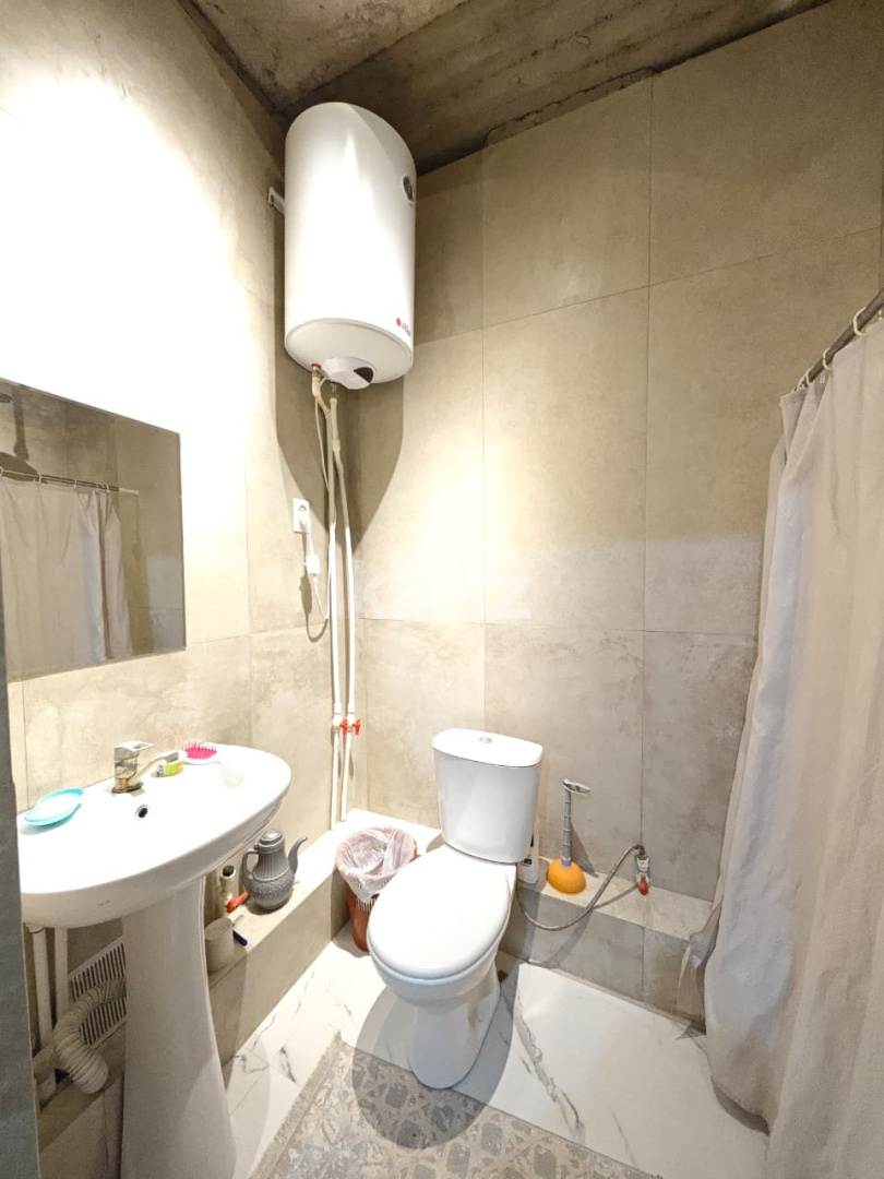 Продажа 5-комнатного дома, 250 м² в Караганде - фото 19