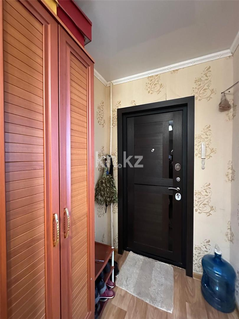 Продажа 3-комнатной квартиры, 71 м², ул. 9-й мкр. в Темиртау - фото 9