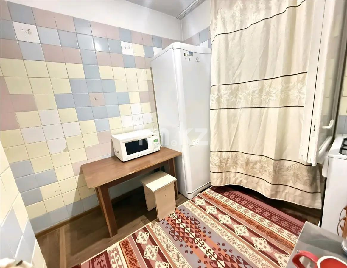 Продажа 2-комнатной квартиры, 45 м², мкр-н Тастак-1, дом  9 в Алматы - фото 4