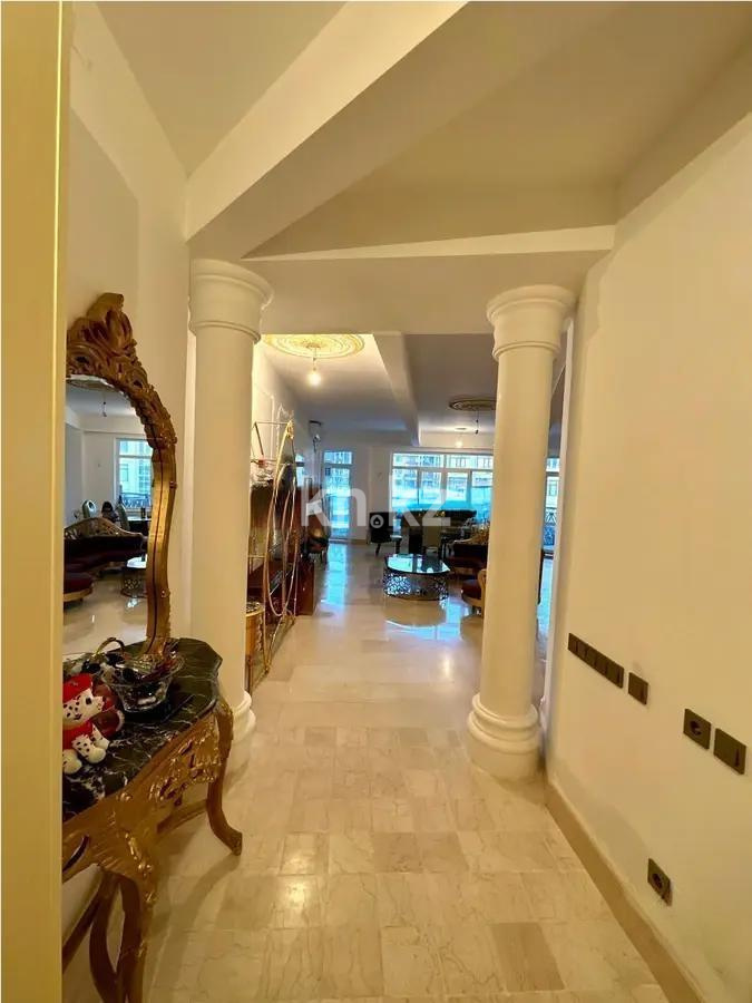 Продажа 3-комнатной квартиры, 140 м², ул. Омаровой, дом  31/1 в Алматы - фото 4