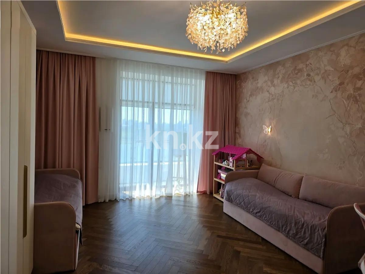 Продажа 5-комнатной квартиры, 249 м² в Астане - фото 3