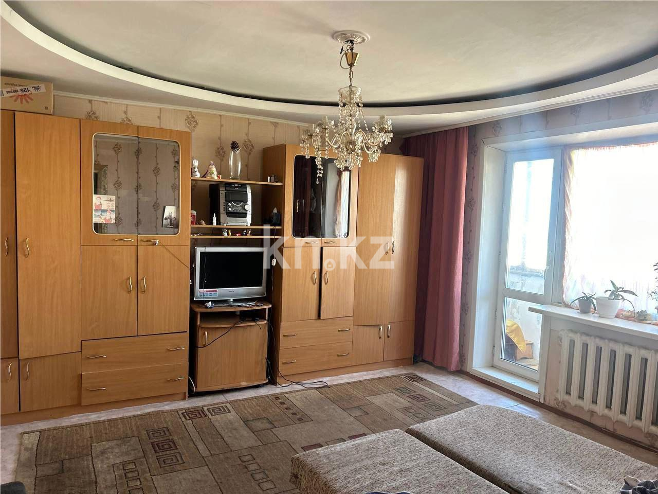 Продажа 3-комнатной квартиры, 63 м², мкр-н Степной-4, дом  13 в Караганде - фото 2