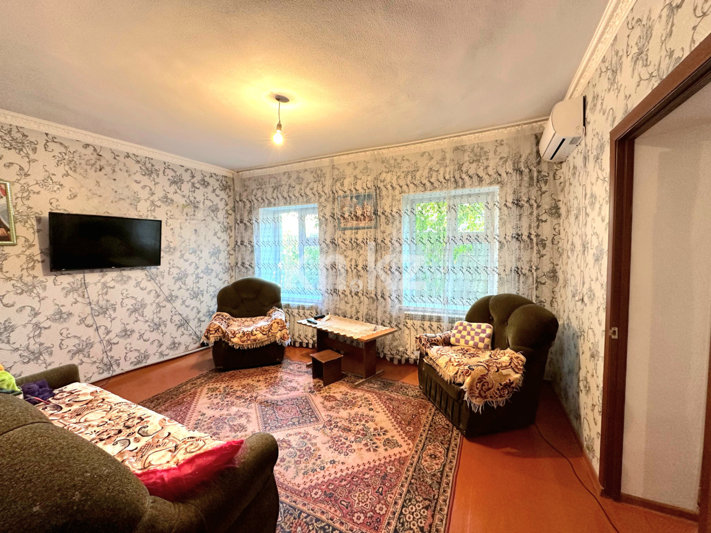 Продажа 6-комнатного дома, 160 м², Карасу, дом  2 в Шымкенте