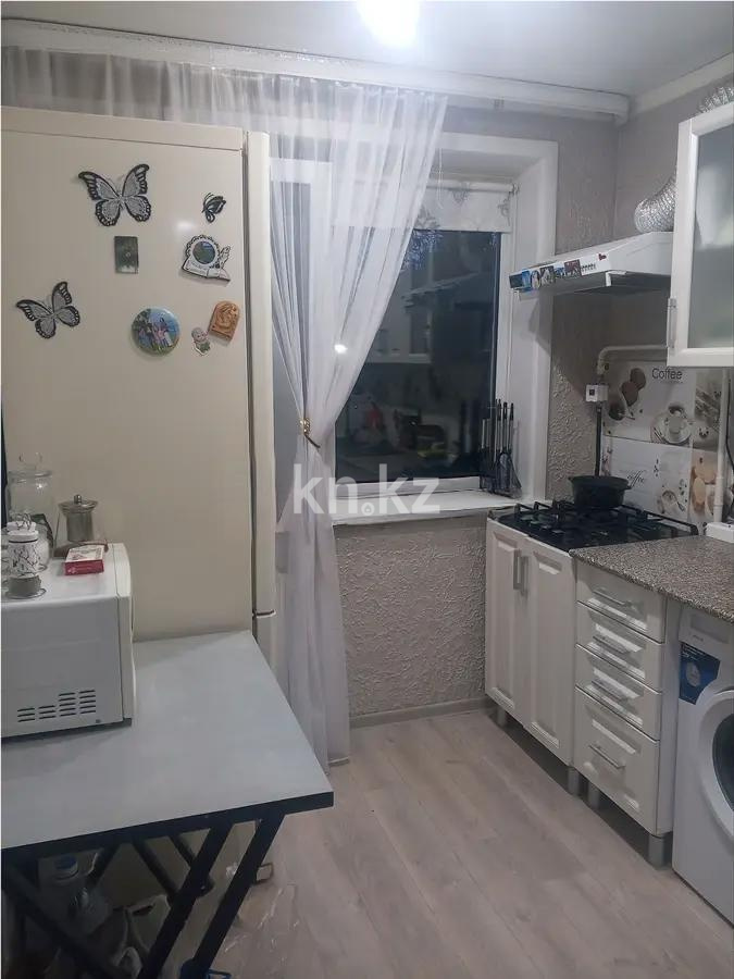 Продажа 3-комнатной квартиры, 64 м², мкр-н 11а, дом  6 в Караганде - фото 4