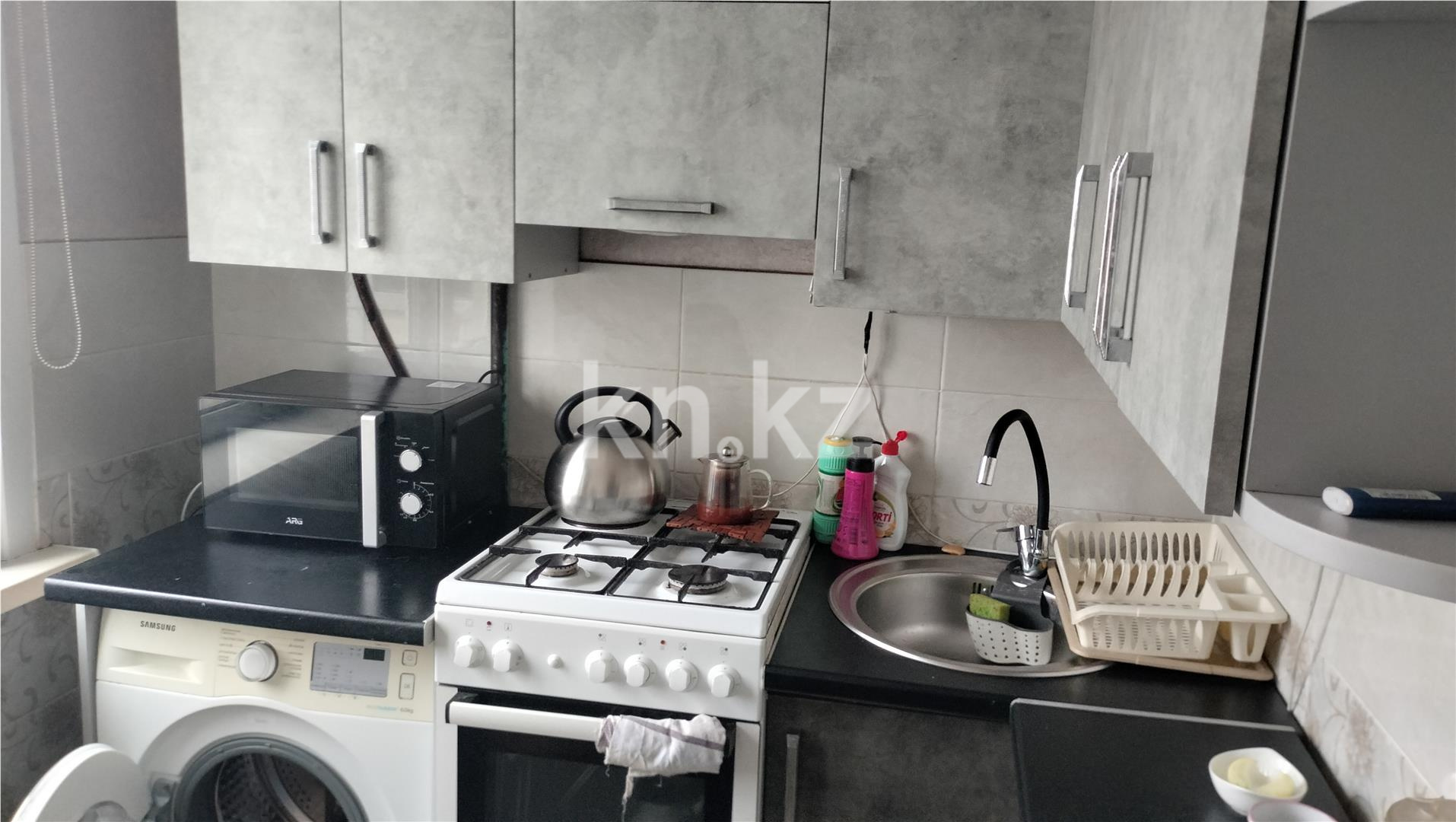 Продажа 3-комнатной квартиры, 63 м², мкр-н 15 в Караганде - фото 6