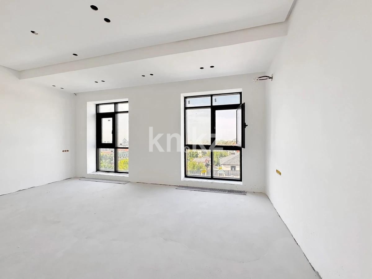 Продажа 5-комнатной квартиры, 370 м², ул. 4-я в Алматы - фото 5