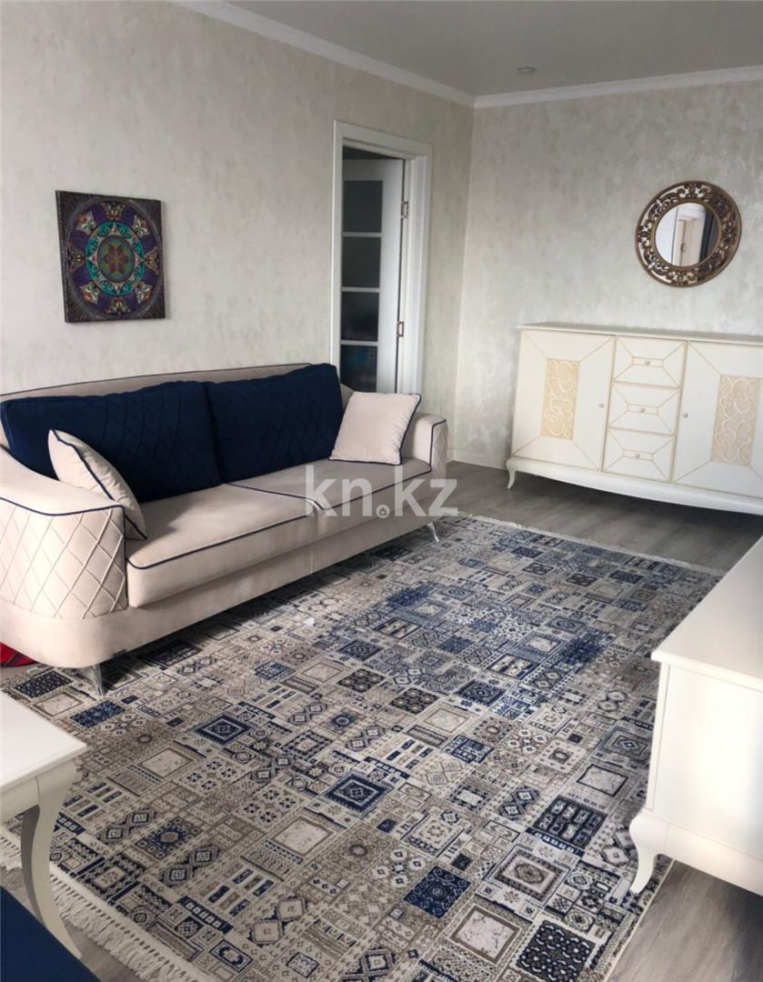 Продажа 3-комнатной квартиры, 57 м², ул. Аманжолова в Караганде