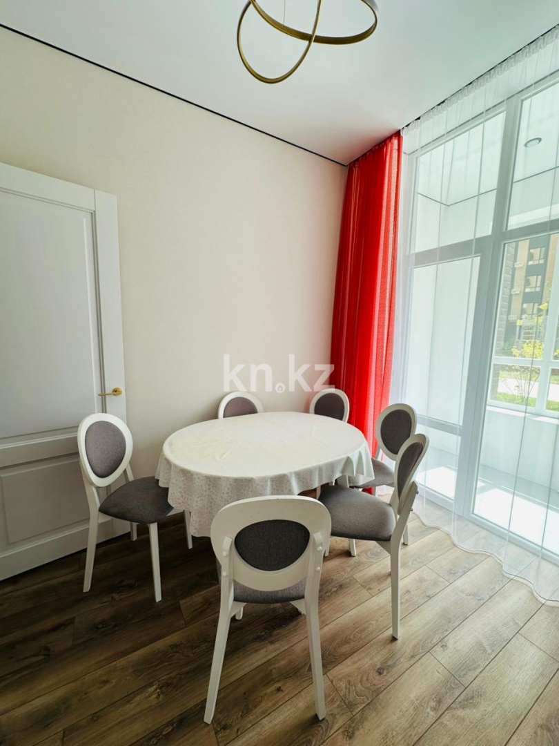 Аренда 1-комнатной квартиры, 37 м² в Астане