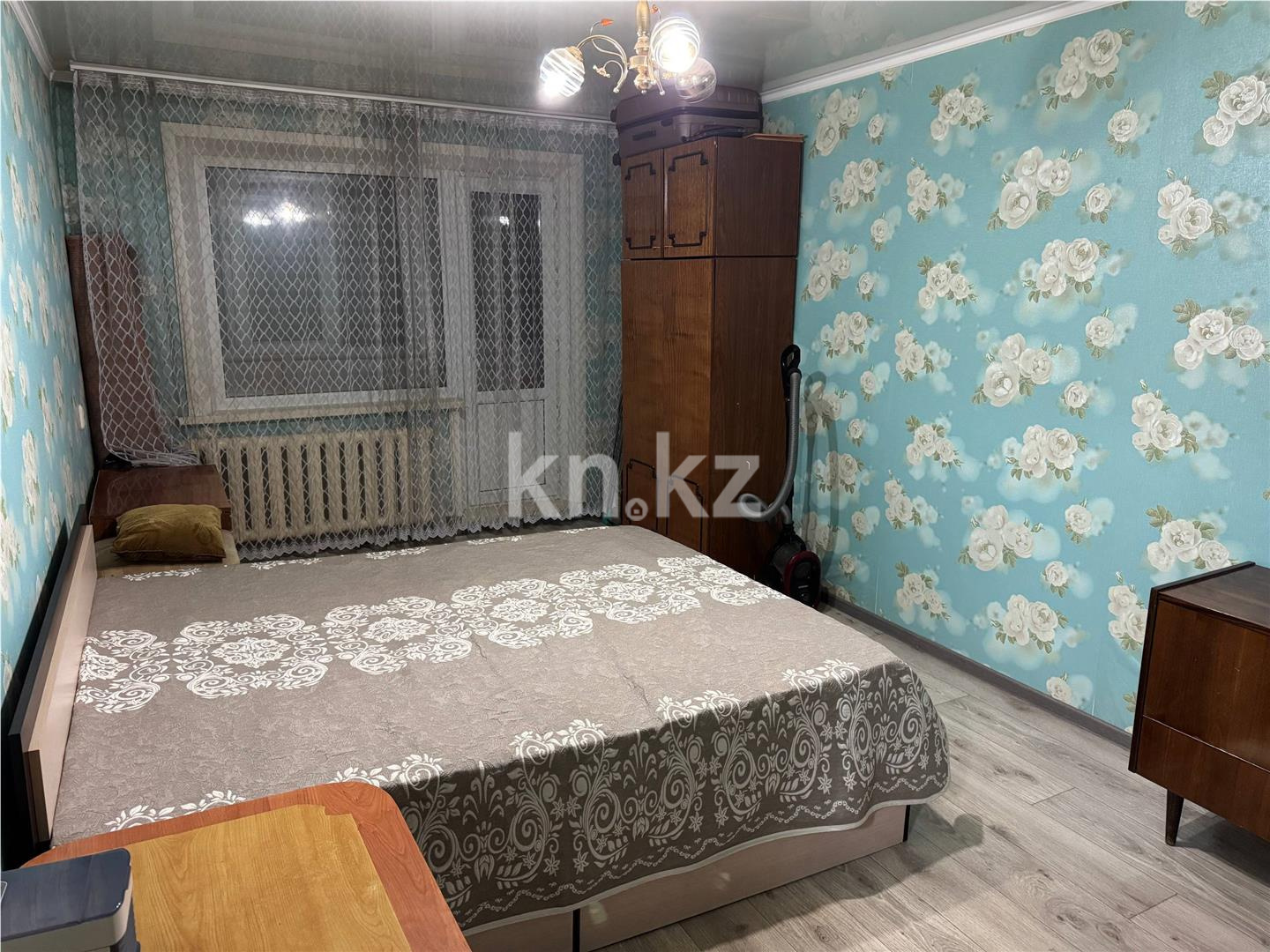 Продажа 3-комнатной квартиры, 64 м², мкр-н 22 в Караганде - фото 3
