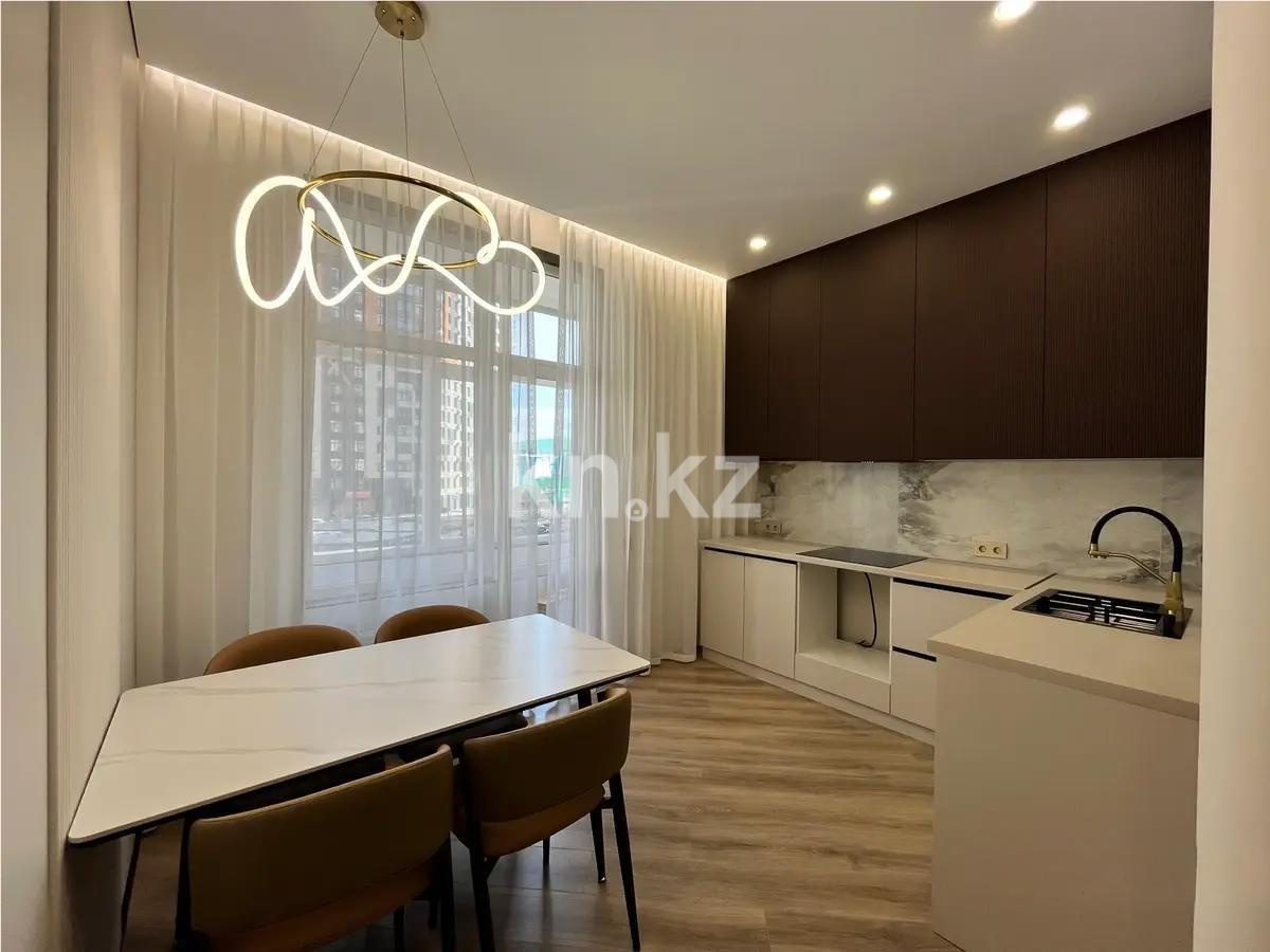 Продажа 3-комнатной квартиры, 92.7 м² в Астане - фото 2