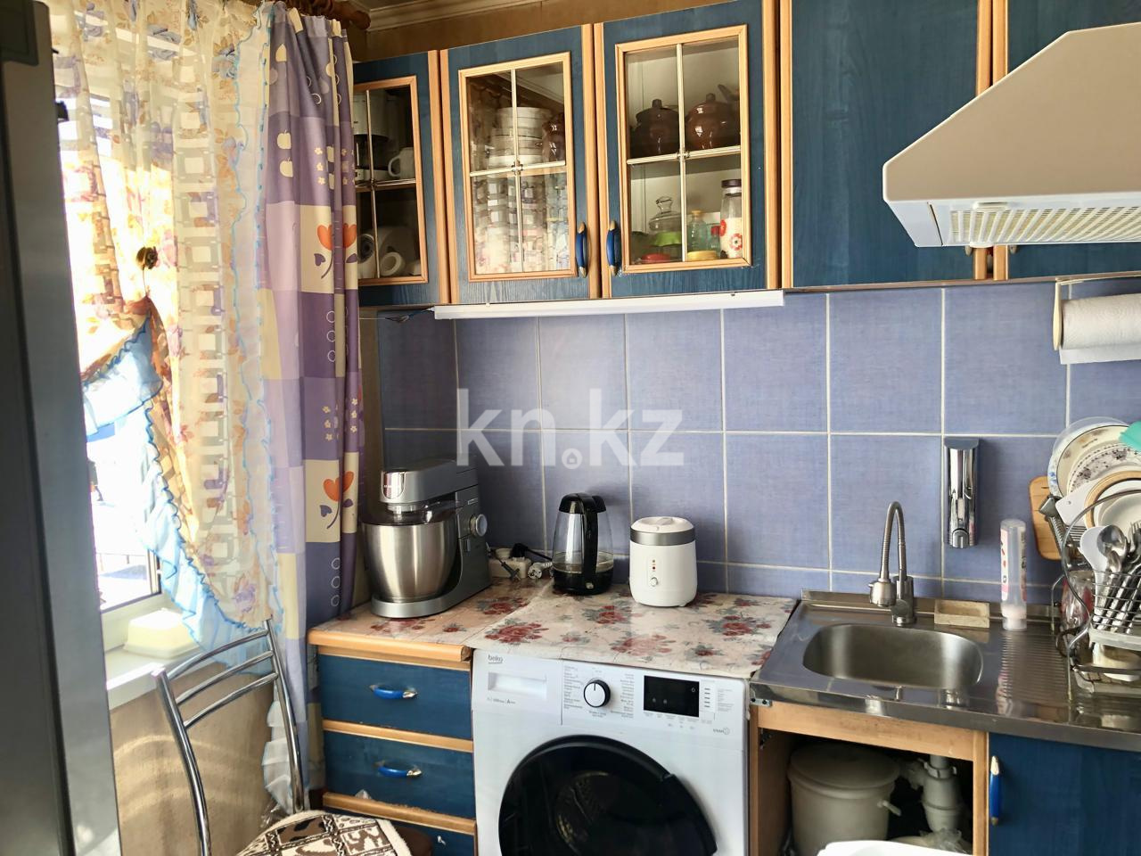 Продажа 3-комнатной квартиры, 63 м², 14-й мкр. в Караганде - фото 8