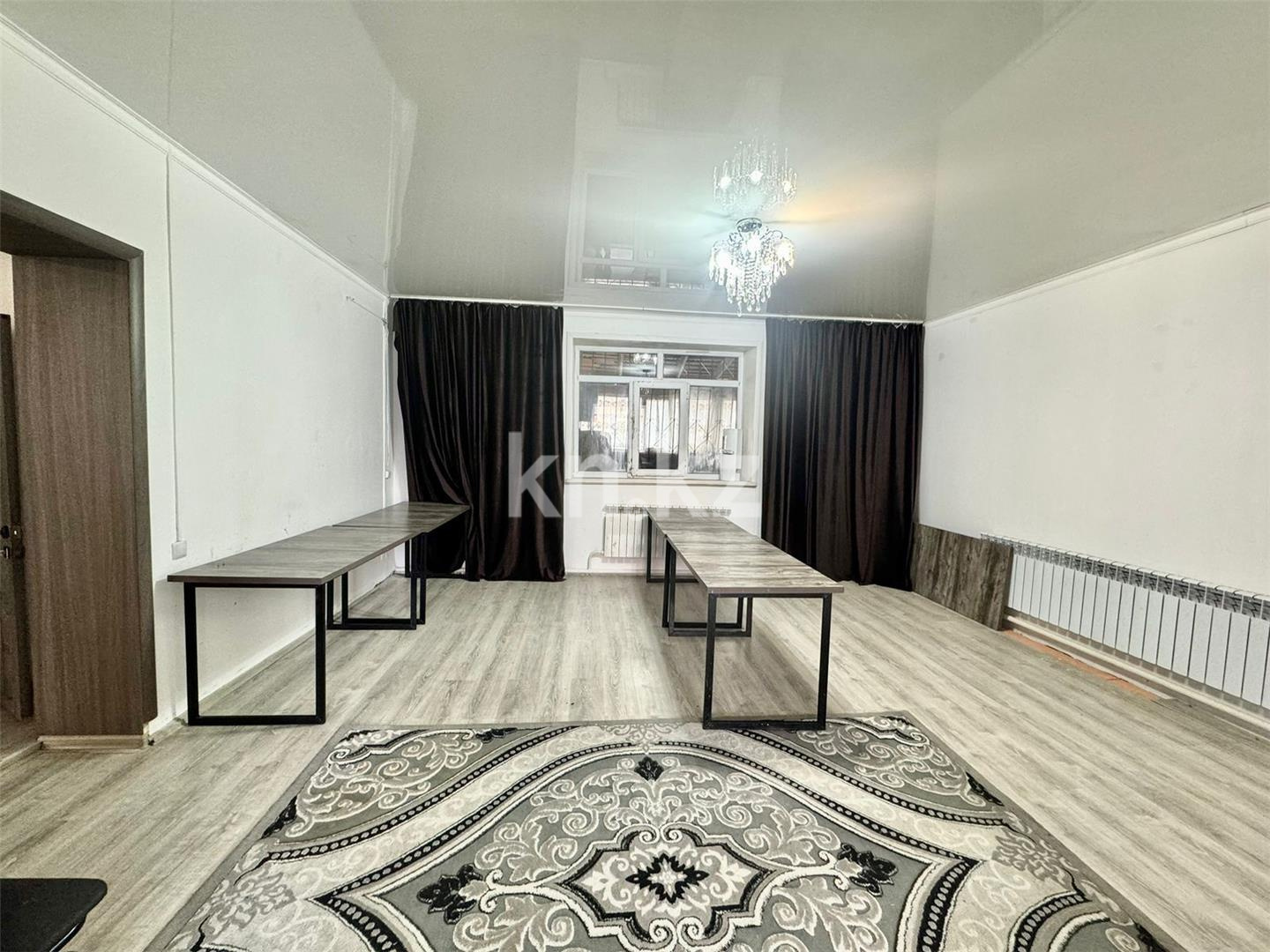 Продажа 6-комнатного дома, 260 м², ул. Ондасынова в Караганде - фото 3