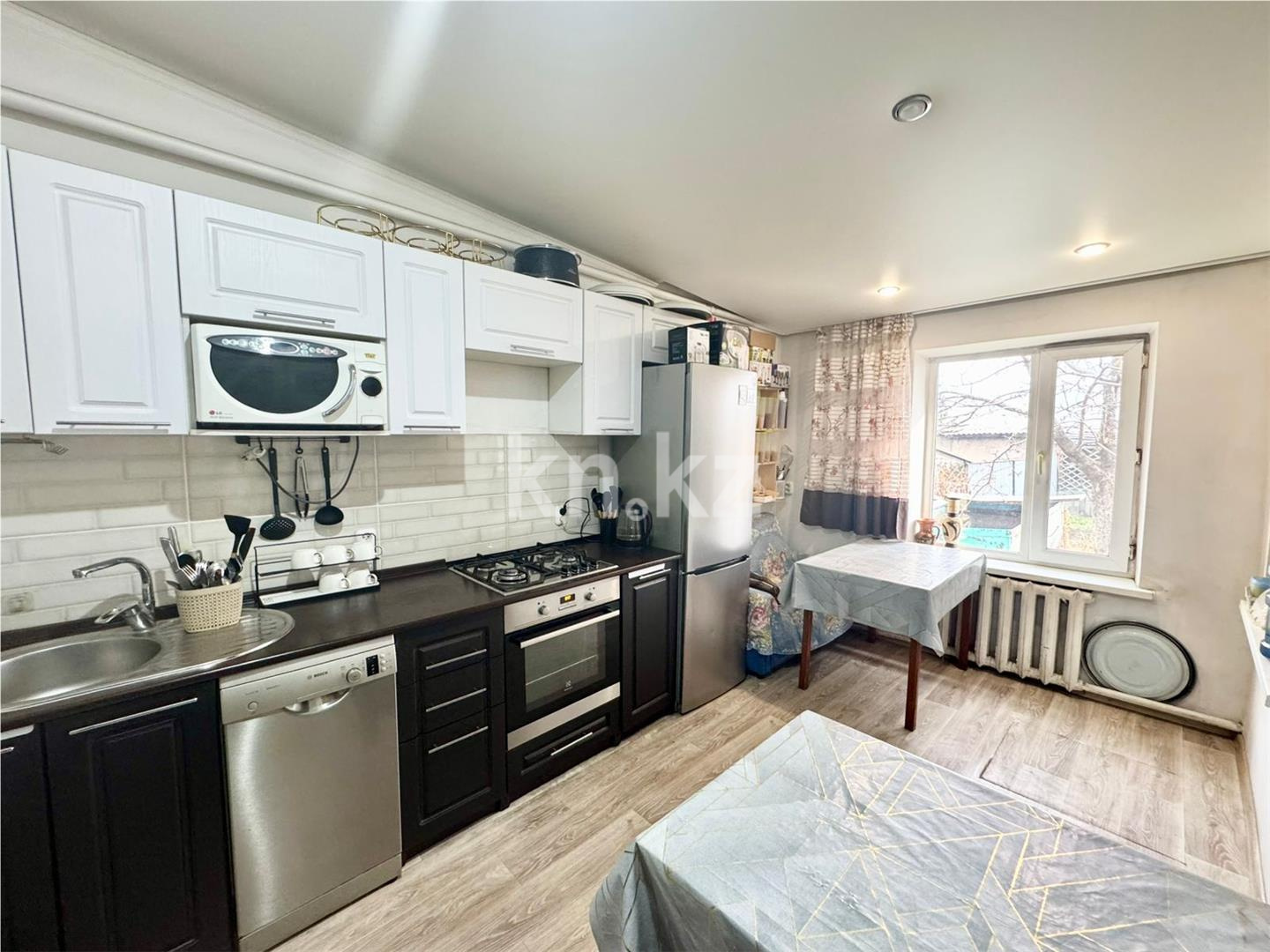 Продажа 3-комнатного дома, 81.3 м², ул. Неверова, дом  20 в Караганде - фото 6