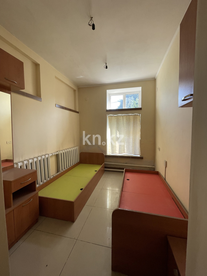 Продажа 10-комнатного дома, 320 м², ул. Чернова, дом  58 в Усть-Каменогорске - фото 14