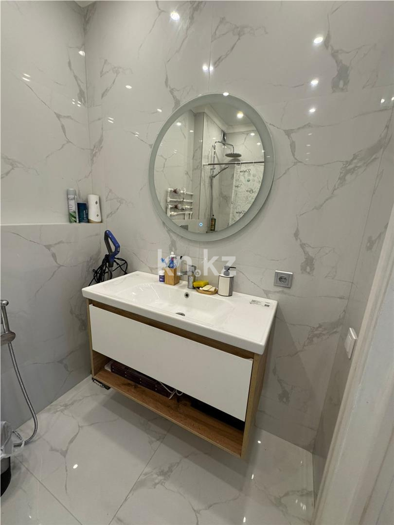 Продажа 5-комнатной квартиры, 133 м², ул. Сатыбалдина, дом  27/2 в Караганде - фото 10