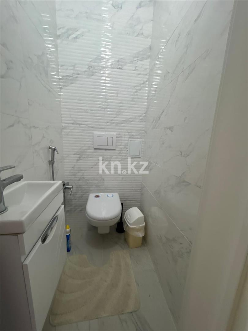 Продажа 2-комнатной квартиры, 51 м², ул. Сауран в Астане - фото 12