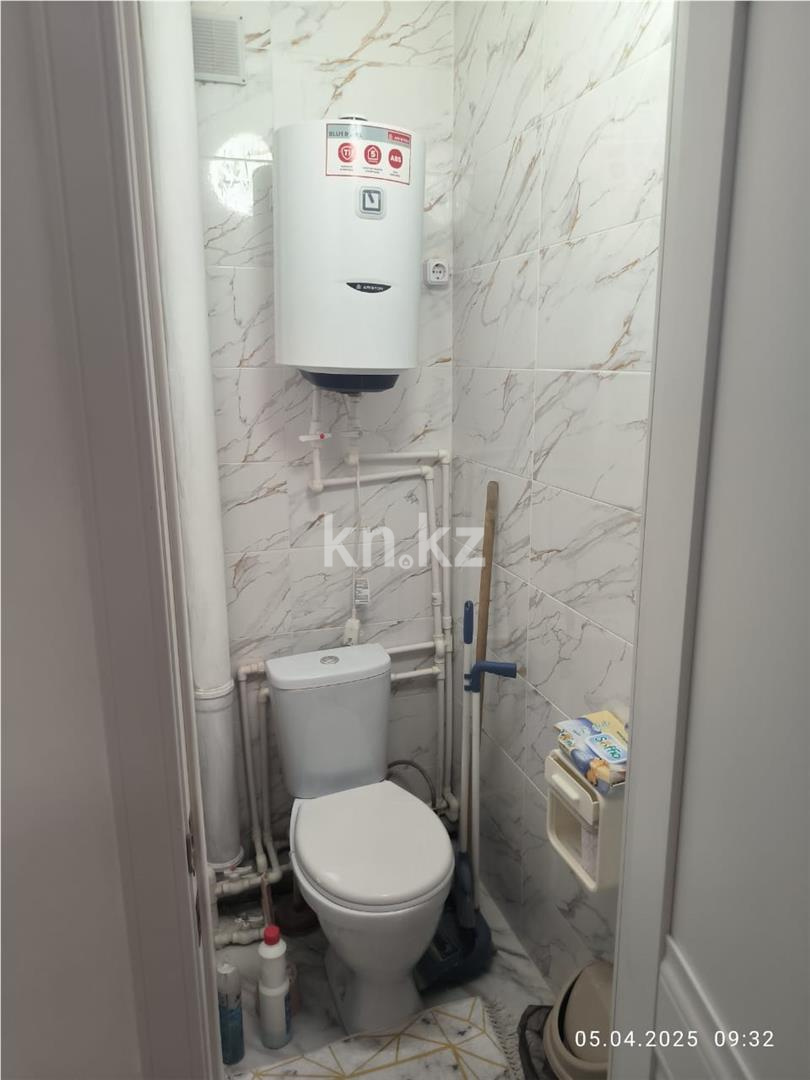 Продажа 2-комнатной квартиры, 52 м², мкр-н Орбита-1 в Караганде - фото 9