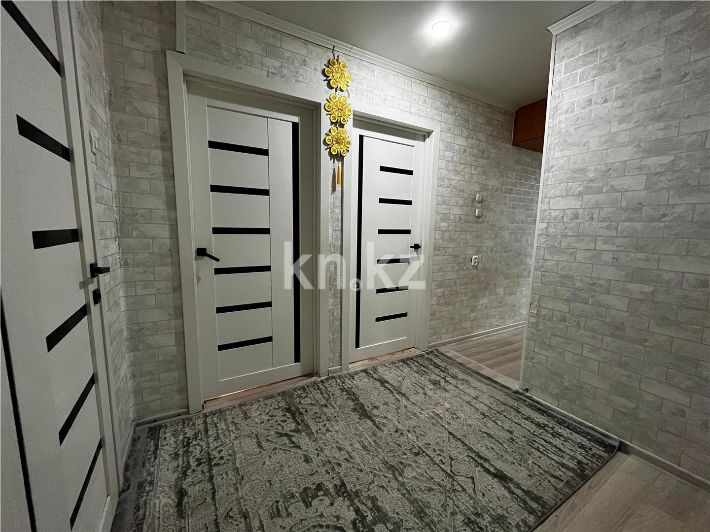 Продажа 3-комнатной квартиры, 66 м², 19-й мкр. в Караганде - фото 17