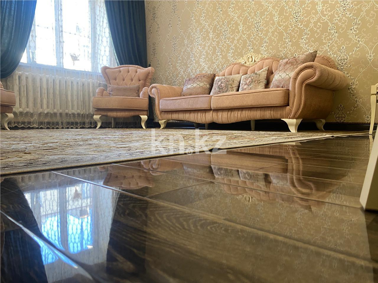 Продажа 3-комнатной квартиры, 116 м², мкр-н Алтын Арка, дом  19 в Караганде - фото 2