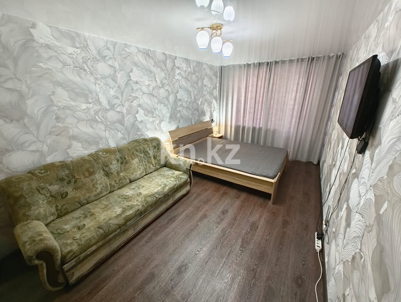 Аренда 1-комнатной квартиры посуточно, 37 м², пр. Ауэзова, дом  41 в Усть-Каменогорске - фото 3