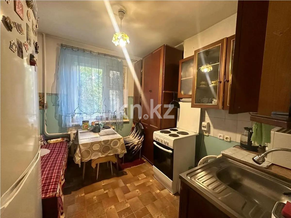 Продажа 3-комнатной квартиры, 63 м², мкр. Степной-3, дом  6/2 в Караганде - фото 3