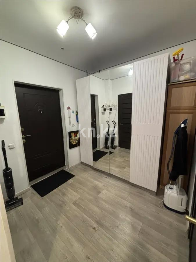 Продажа 1-комнатной квартиры, 34 м², ул. Омарова, дом  23 в Астане - фото 4