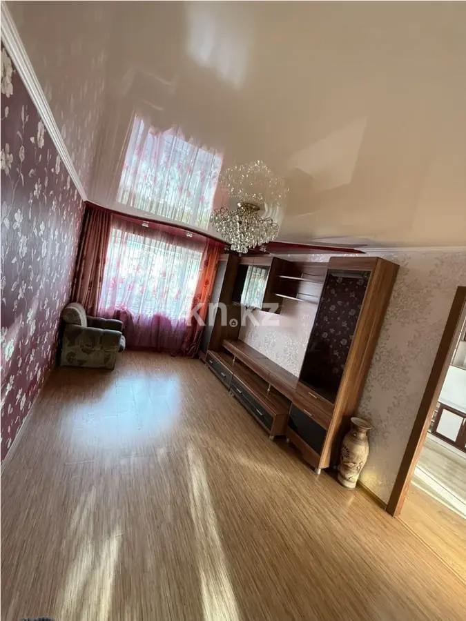 Продажа 3-комнатной квартиры, 60 м², мкр-н 23, дом  8 в Караганде