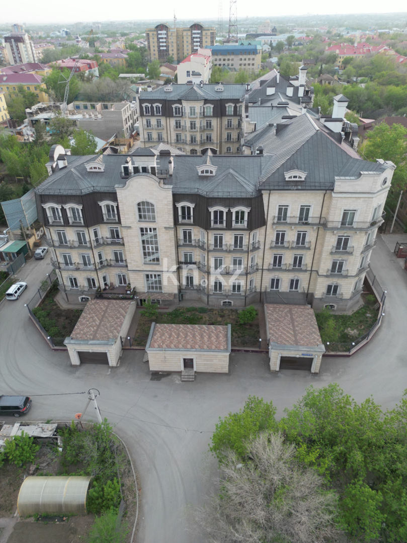 Продажа 5-комнатной квартиры, 180 м², ул. Чижевского, дом  27 в Караганде - фото 3